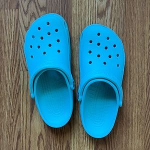 Light blue crocs